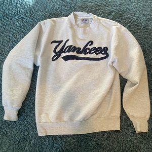 Vintage Majestic Yankees Sweatshirt